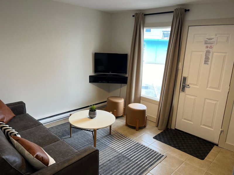Lakeside Villa & Nordic Spa, Penticton, Канада