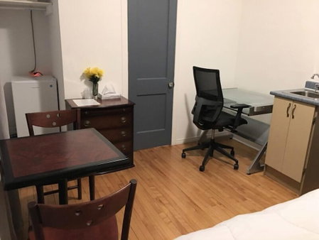 Hotel Mini, Montreal, Canada