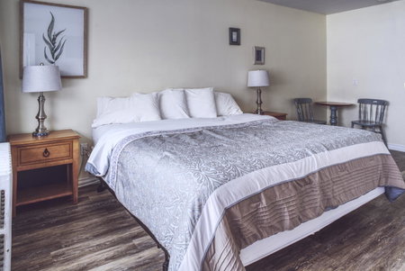 Lakeside Inn, Orillia, Canada