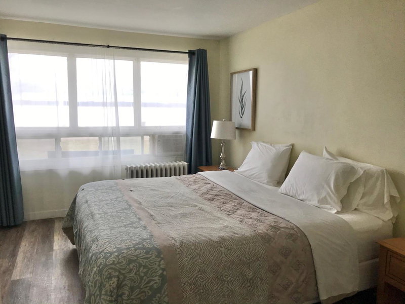 Lakeside Inn, Orillia, Canada