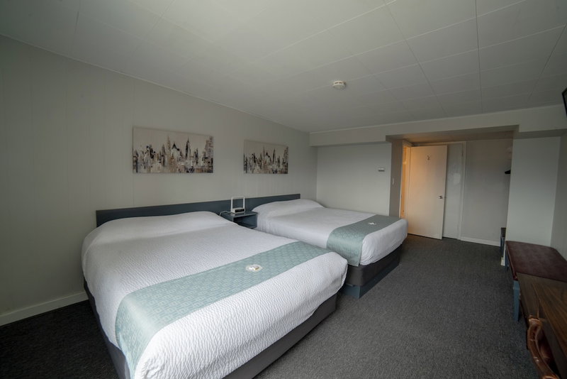 Uptowner Hotel, Creston, Canada