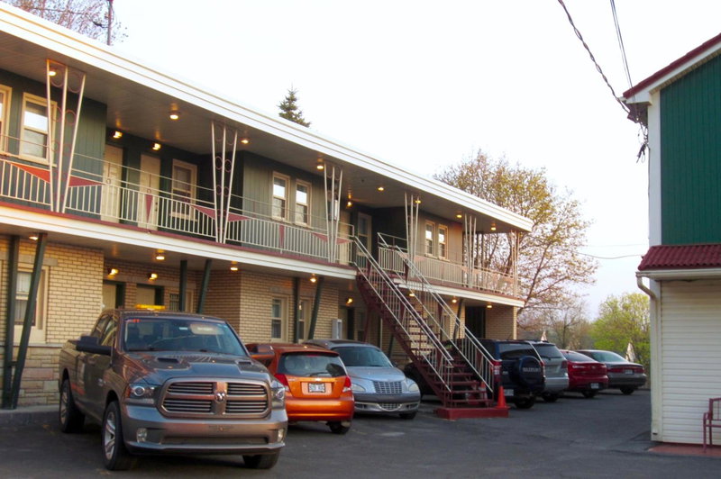 Motel Saint-Hilaire, Mont-Saint-Hilaire, Canada