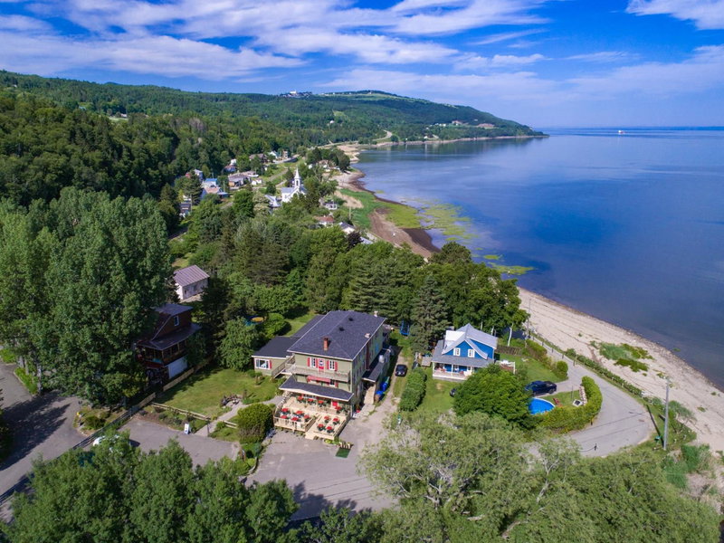Auberge de la rive de Charlevoix - Auberge familiale pour voyageurs de tous âges, Saint-Joseph-de-la-Rive, Canada