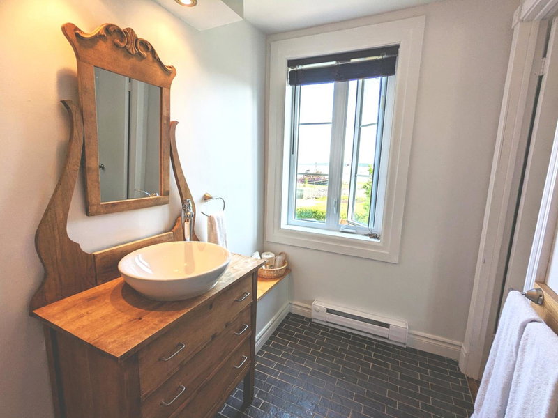 Auberge de la rive de Charlevoix - Auberge familiale pour voyageurs de tous âges, Saint-Joseph-de-la-Rive, Canada