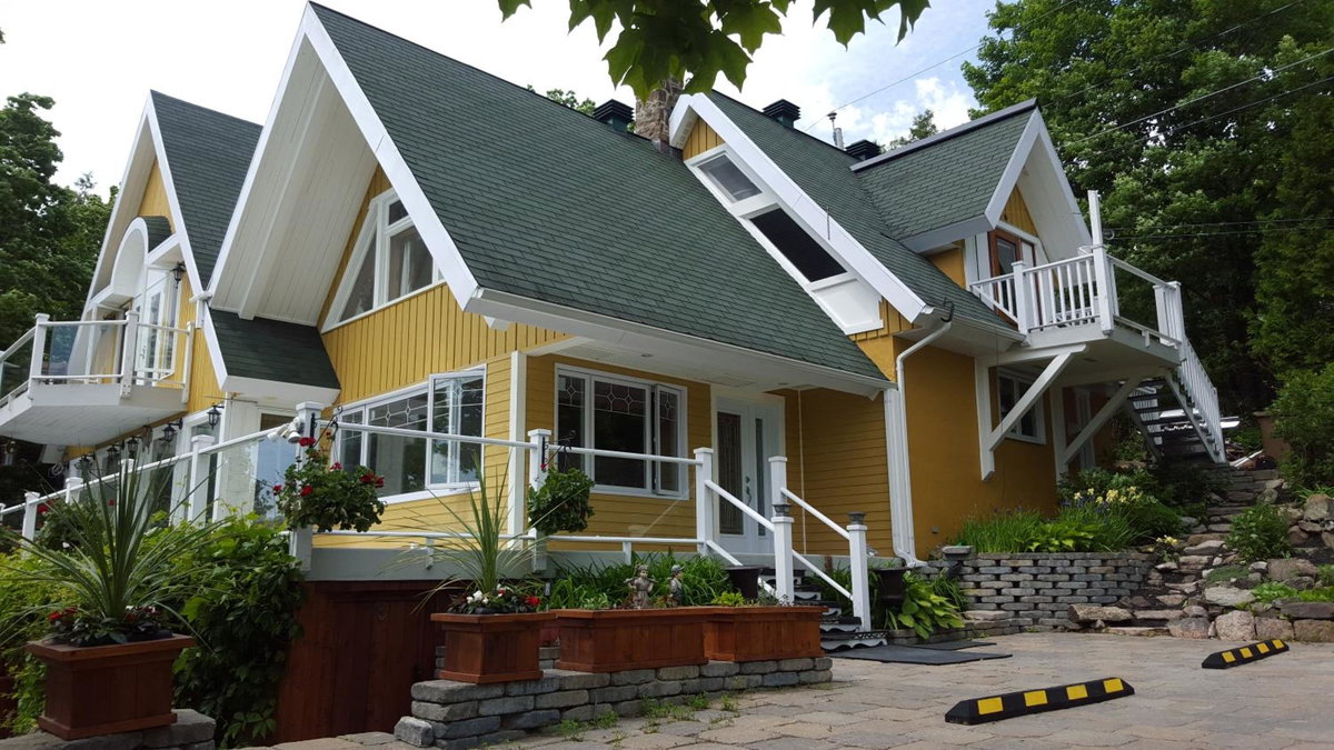 Hotel · Gîte Au Perchoir, Baie-Saint-Paul