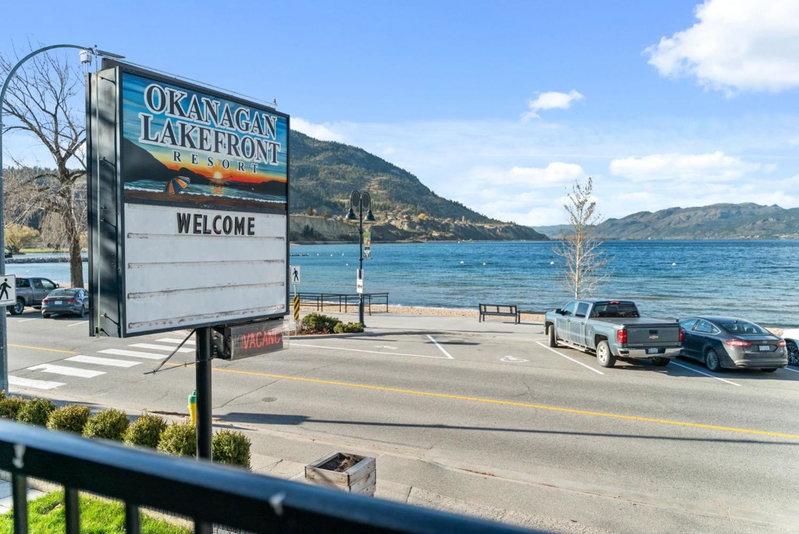Okanagan Lakefront Resort, Penticton, Canada
