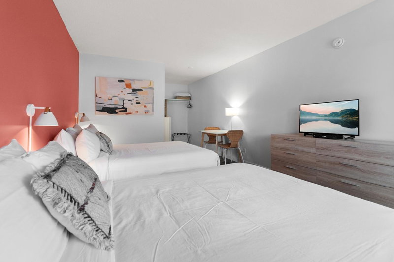 Okanagan Lakefront Resort, Penticton, Canada