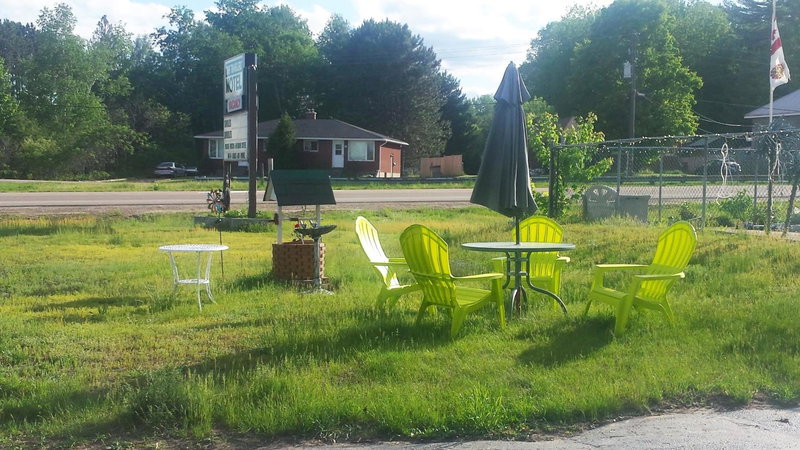 Time Travellers Motel, Petawawa, Canada
