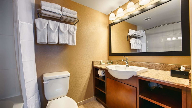 Best Western Plus Suites Downtown Calgary, Calgary, Канада