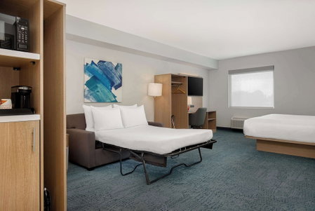 Quality Inn & Suites, Prescott, Canada