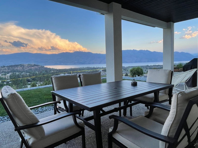 Shannon Heights B&B, West Kelowna, Канада