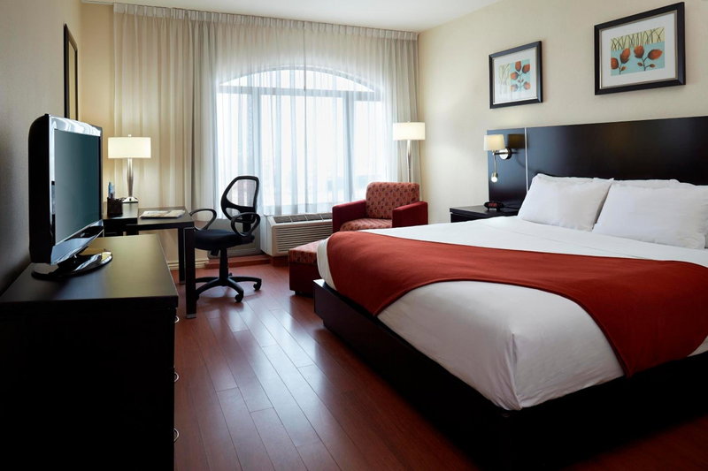 Holiday Inn & Suites Montreal Airport by IHG, Dorval, Canada