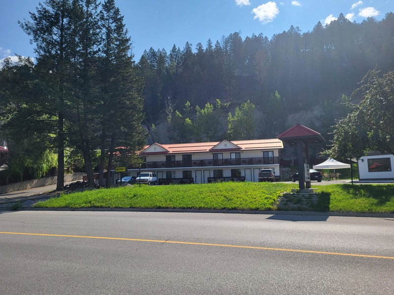 Alpen Motel, Radium Hot Springs, Canada