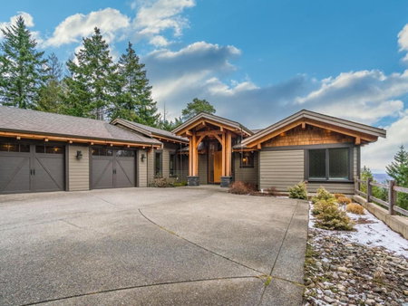 Mountain House of Wonder, Qualicum Beach, Канада