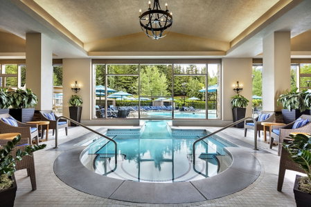 Fairmont Chateau Whistler Gold Experience, Whistler, Canada