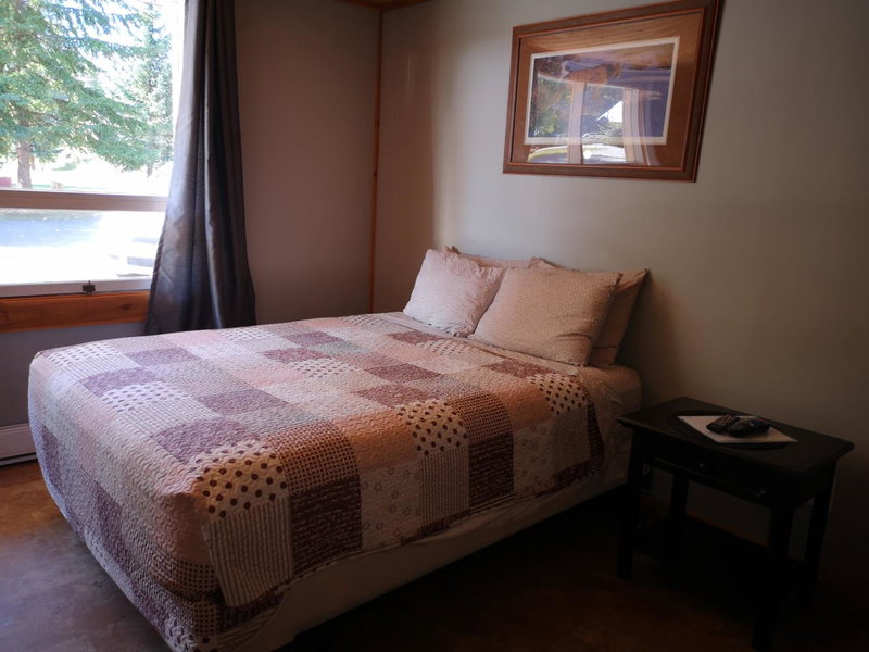 Overlook Inn & Cabins, Clearwater, Canada