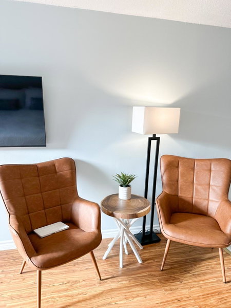 Oasis by the Bay Vacation Suites, Wasaga Beach, Canada