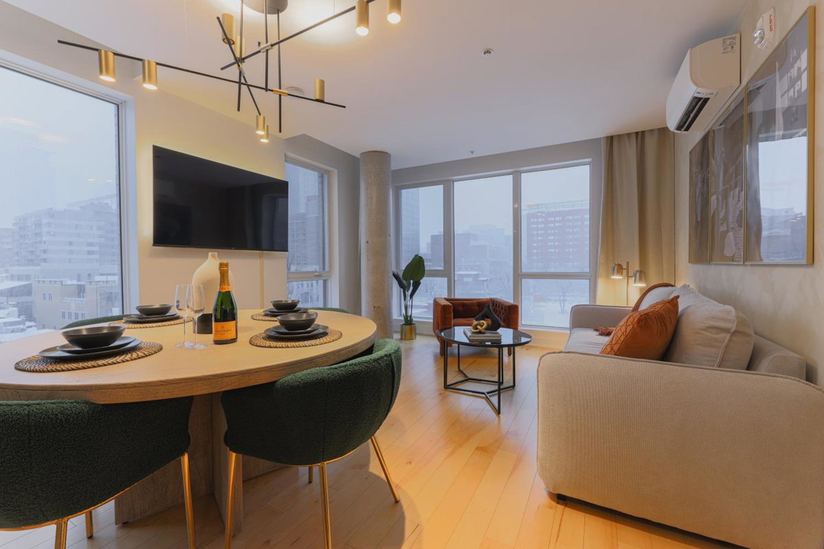 Rozenhaus Hotel - Downtown Montreal, Canada