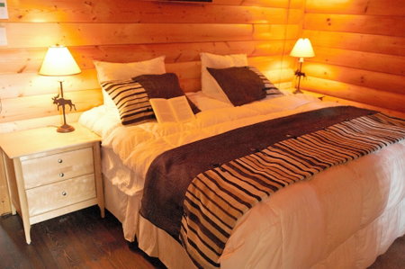 Selenia Lodge, Amherst, Canada