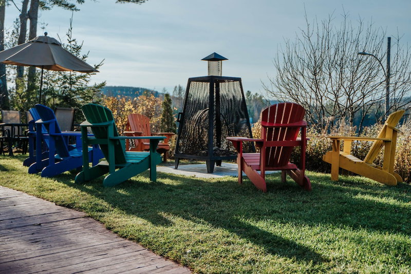 Auberge Lac du Pin Rouge, Saint-Hippolyte, Canada