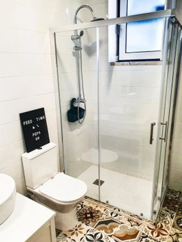PÊPA Guesthouse, Setúbal, Portugal
