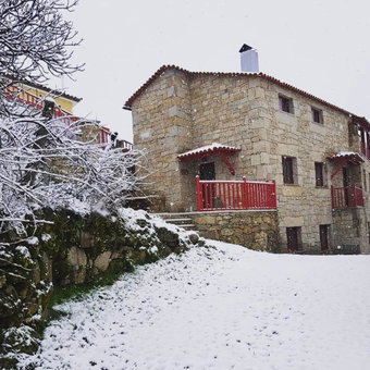 Casas Da Ribeira - Serra da Estrela, Seia, Portugal