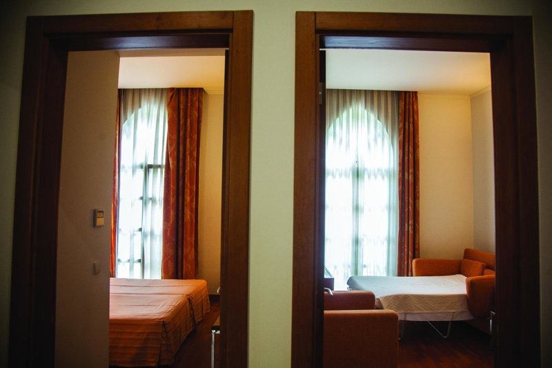 Hotel Apartamentos Geres Ribeiro, Geres, Португалия