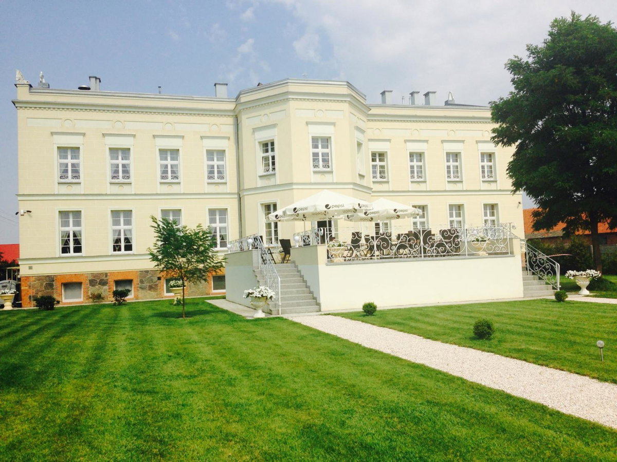 Hotel · Hotel SPA Akacjowy Dwór, Stargard