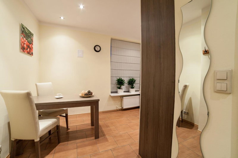 Place 4 You Apartments, Kraków, Polonia