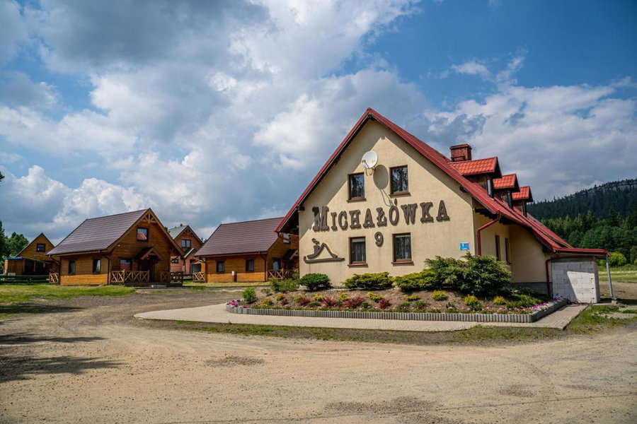 Michałówka Pokoje i Domki, Karłów, Poland
