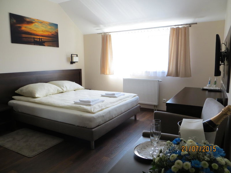 Hotel Pod Chełmem, Ropa, Poland