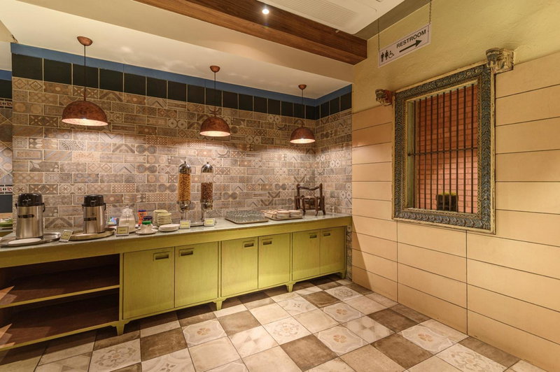 Budget Inn Bellevue, Surat, Индия