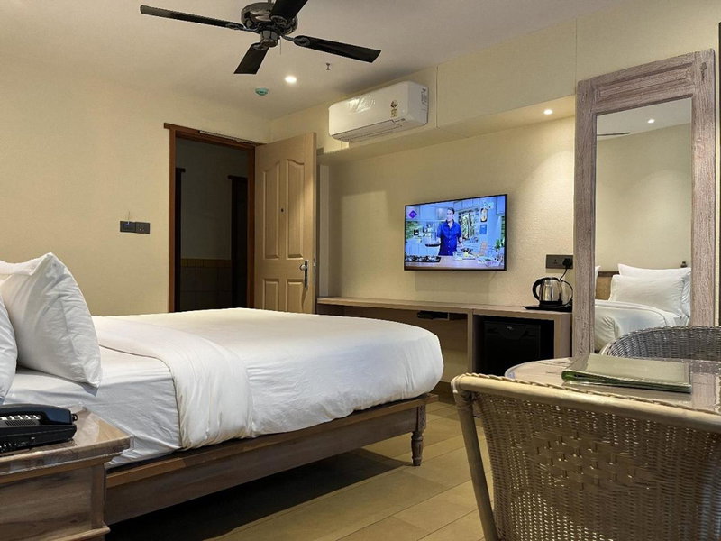 Budget Inn Bellevue, Surat, Индия