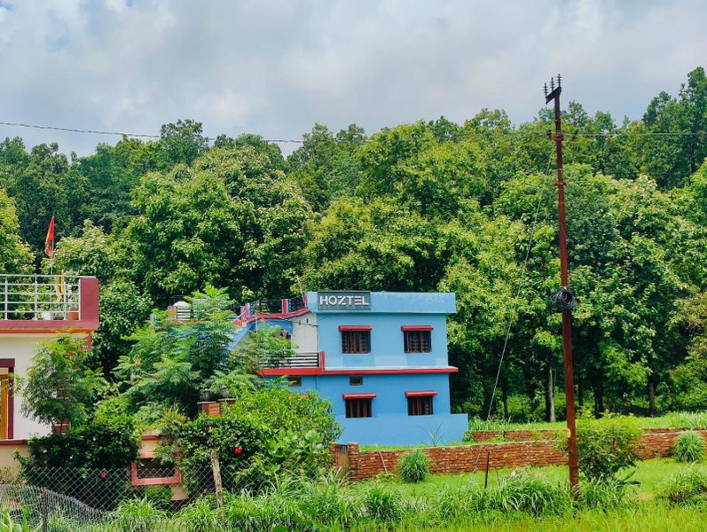 Hoztel Jollygrrant Doon, Rāni Pokhri, India