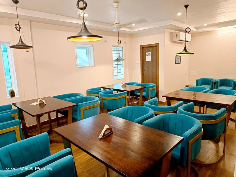 De Crown Luxury Hotel, Kākināda, India