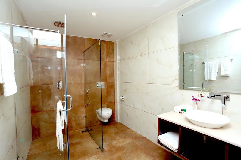 The Allure Grand - Riverside Resort & Spa, Manāli, Индия