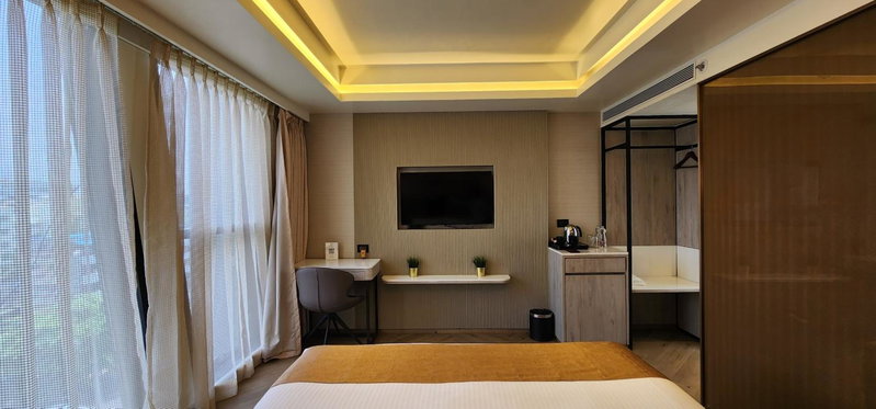 Dragonfly Hotel - The Art Hotel, Mumbai, Индия