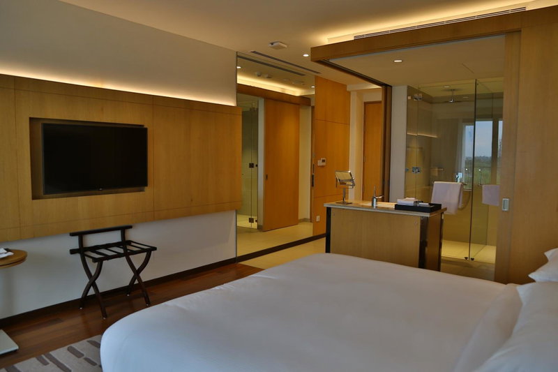 BLVD Club - Near BENGALURU AIRPORT, Bangalore, Индия