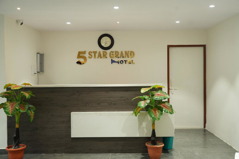 5 Star Grand- Premium, Shamshabad, Inde