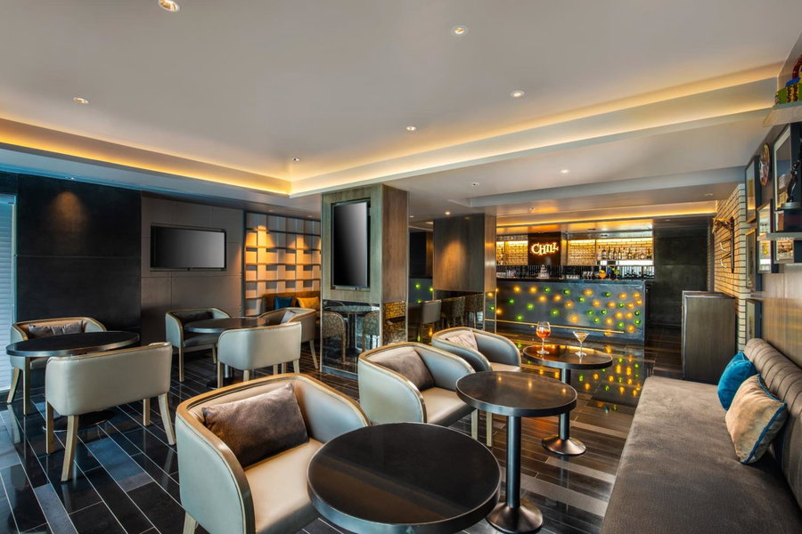 Royal Hometel Suites, Mumbai, Индия