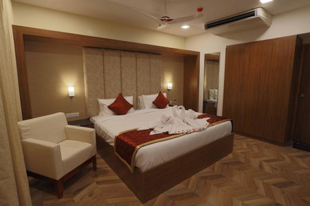 Hotel Bluemoon, Tirunelveli, India