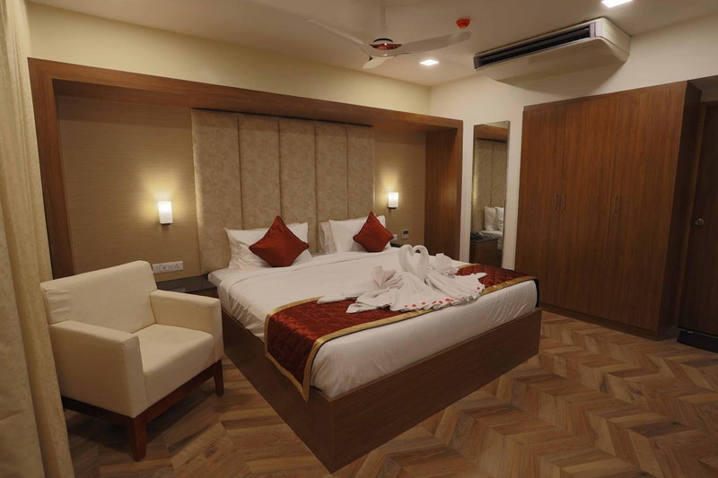 Hotel Bluemoon, Tirunelveli, India