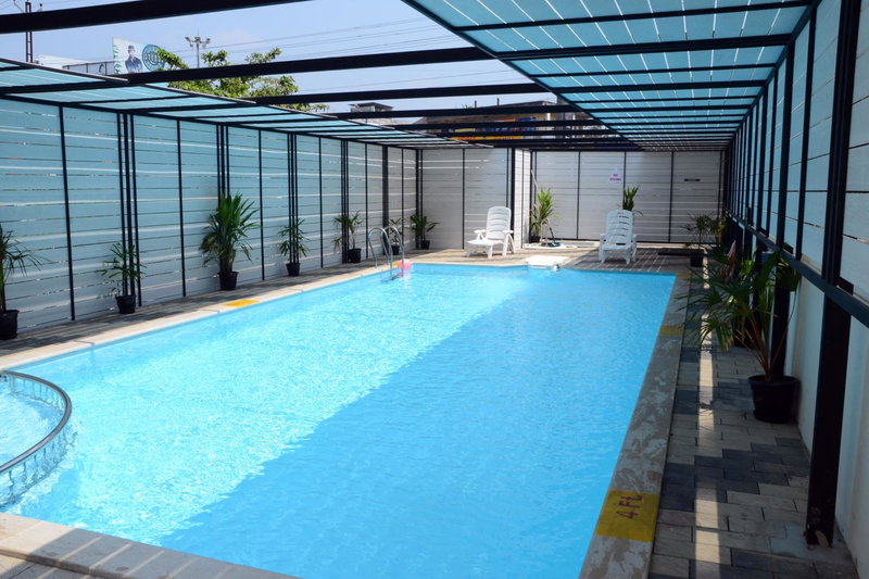 Diana Heights Luxury Hotel, Nedumbassery, Indien