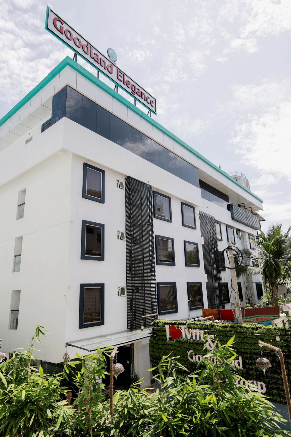 Goodland Elegance, Inde