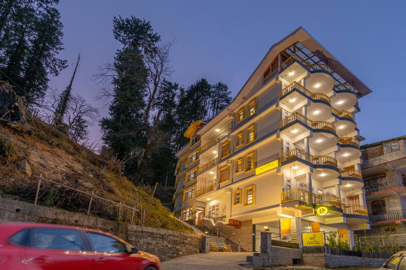 The Hosteller Narkanda, Nārkanda, India