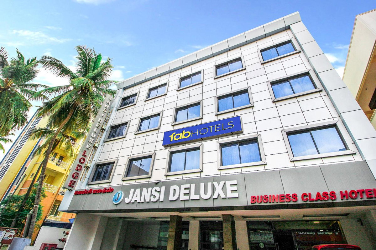 Hotel · FabHotel Jansi Deluxe - Nr Gandhipuram Bus stand, Coimbatore