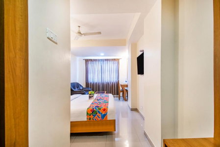 FabHotel Jansi Deluxe - Nr Gandhipuram Bus stand, Coimbatore, India