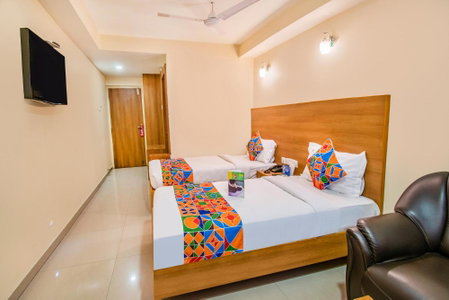 FabHotel Jansi Deluxe - Nr Gandhipuram Bus stand, Coimbatore, India