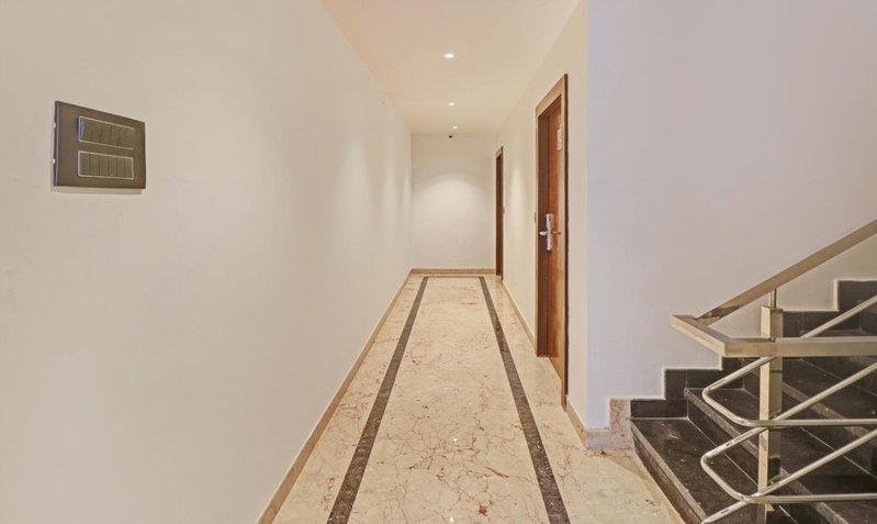 Treebo Emora Grand - Near Bangalore Airport, Yelahanka, Индия