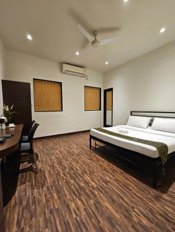 Hotel Kumkum, Mumbai, Индия